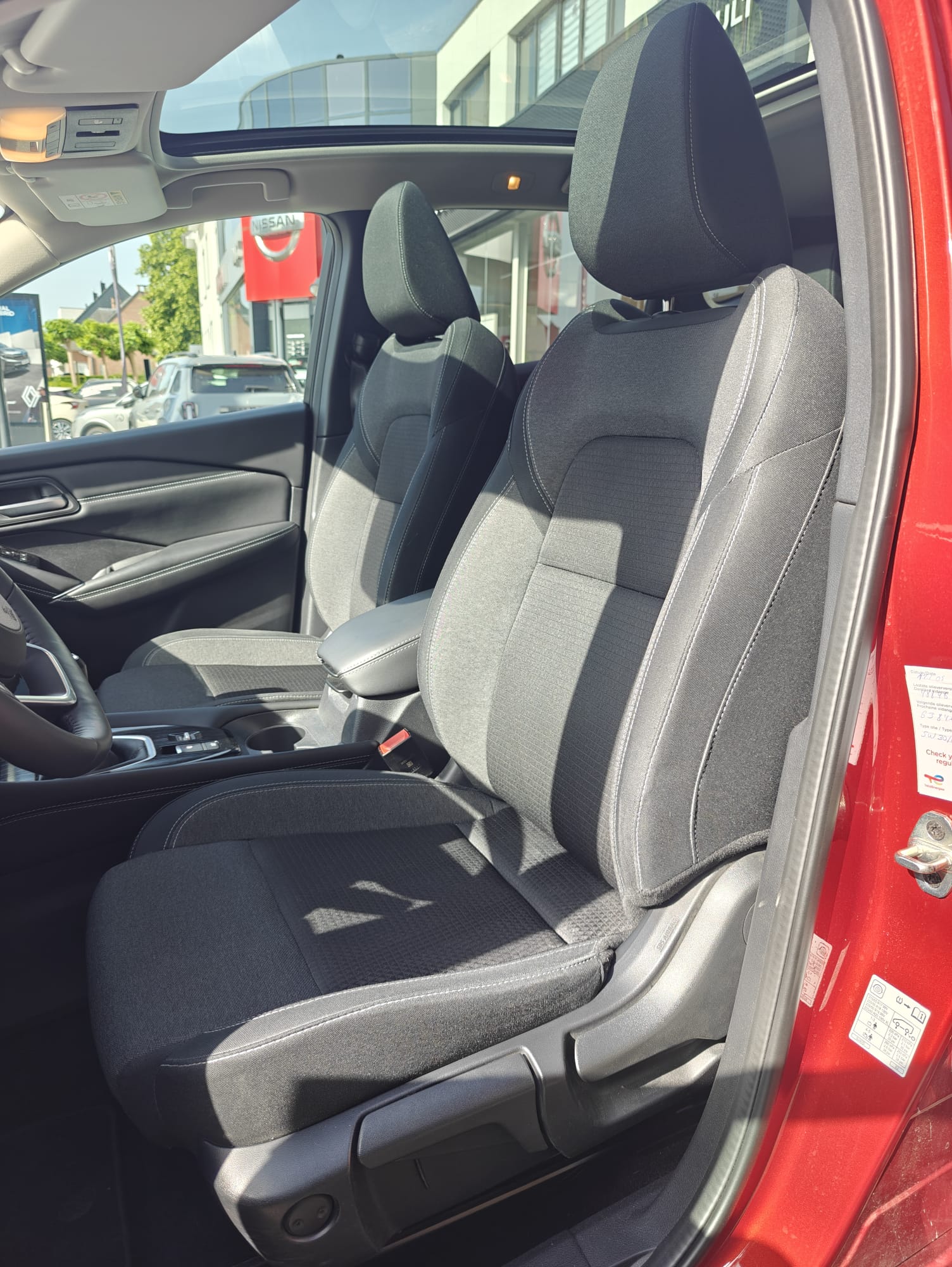 Nissan Qashqai - photo 3 | Group Duyck Herfelingen Asse Sint-Pieters-Leeuw Aalst