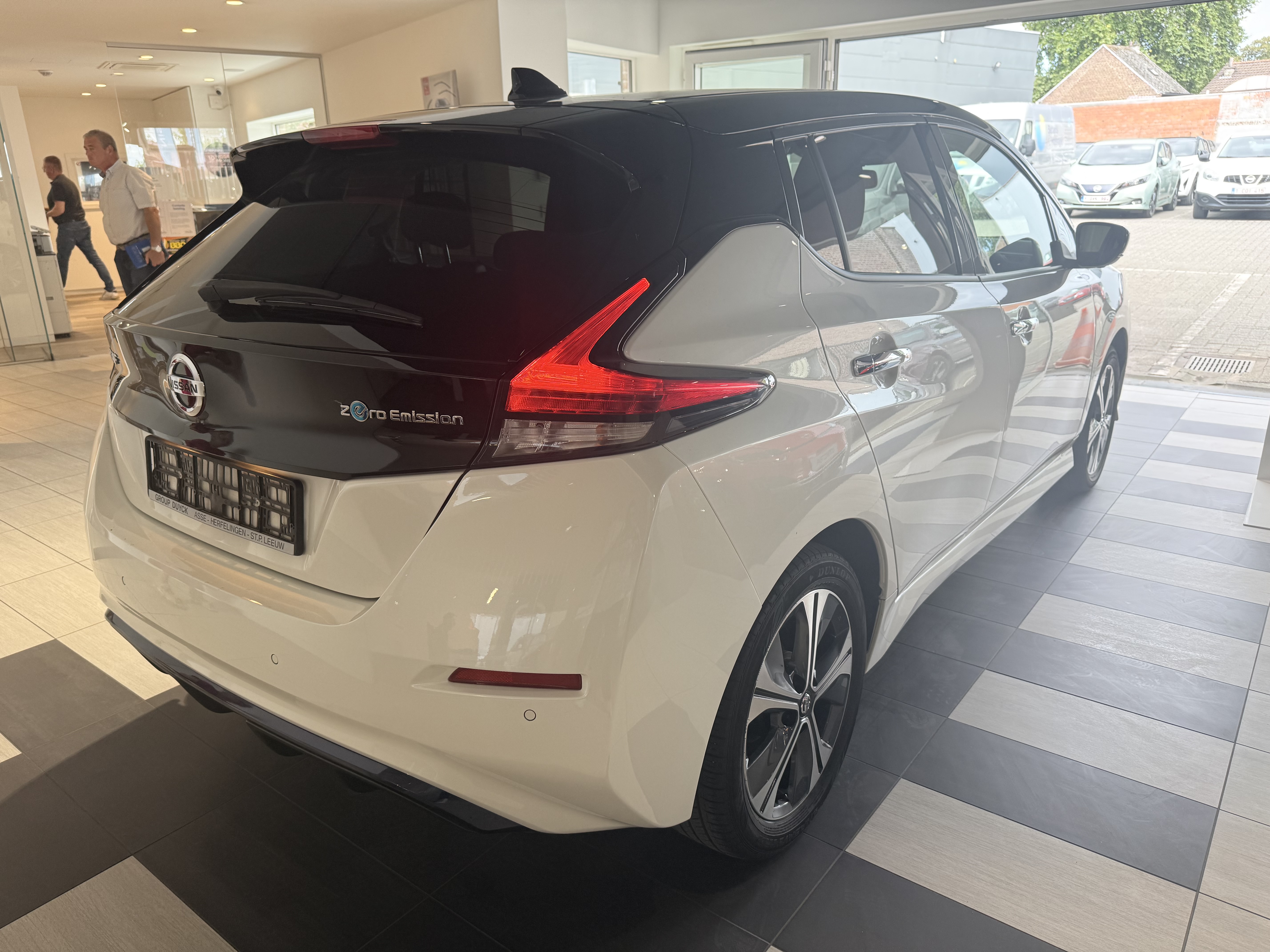 Nissan Leaf 62 KWH - photo 2 | Group Duyck Herfelingen Asse Sint-Pieters-Leeuw Aalst